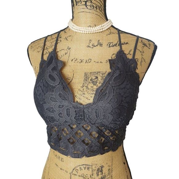 Women's Bralette Large Stretchy Lace Crop Top Cross Back Tank Top Large NWOT - Picture 2 of 8